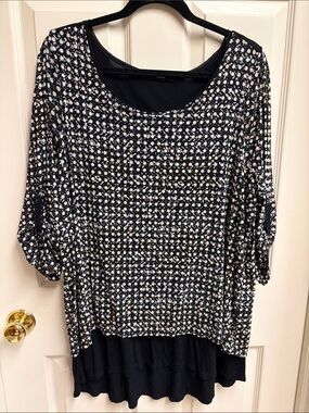 Cable & Gauge Black Floral Dot Layered-Hem Tunic